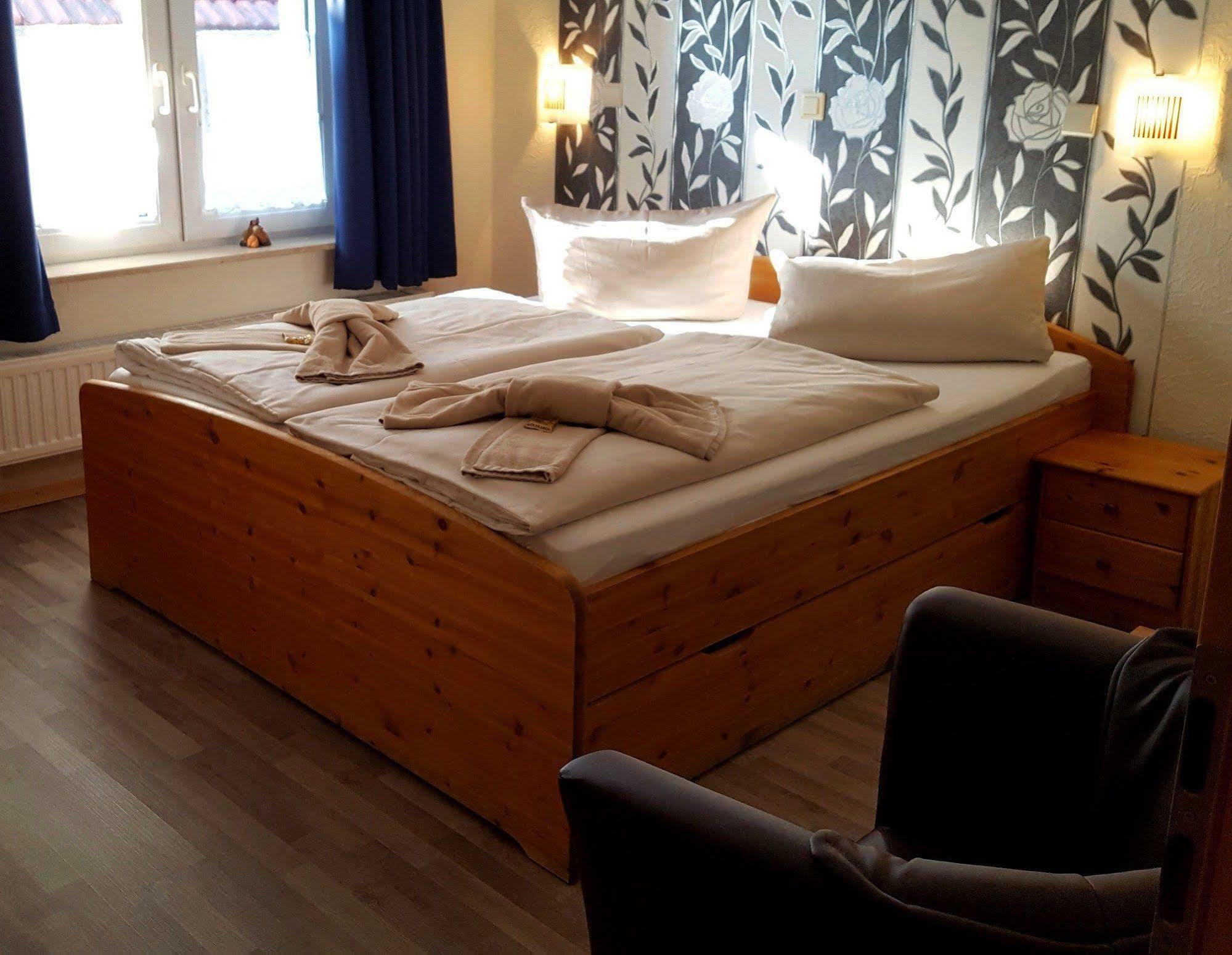 Hotel Up Diek Carolinensiel Extérieur photo