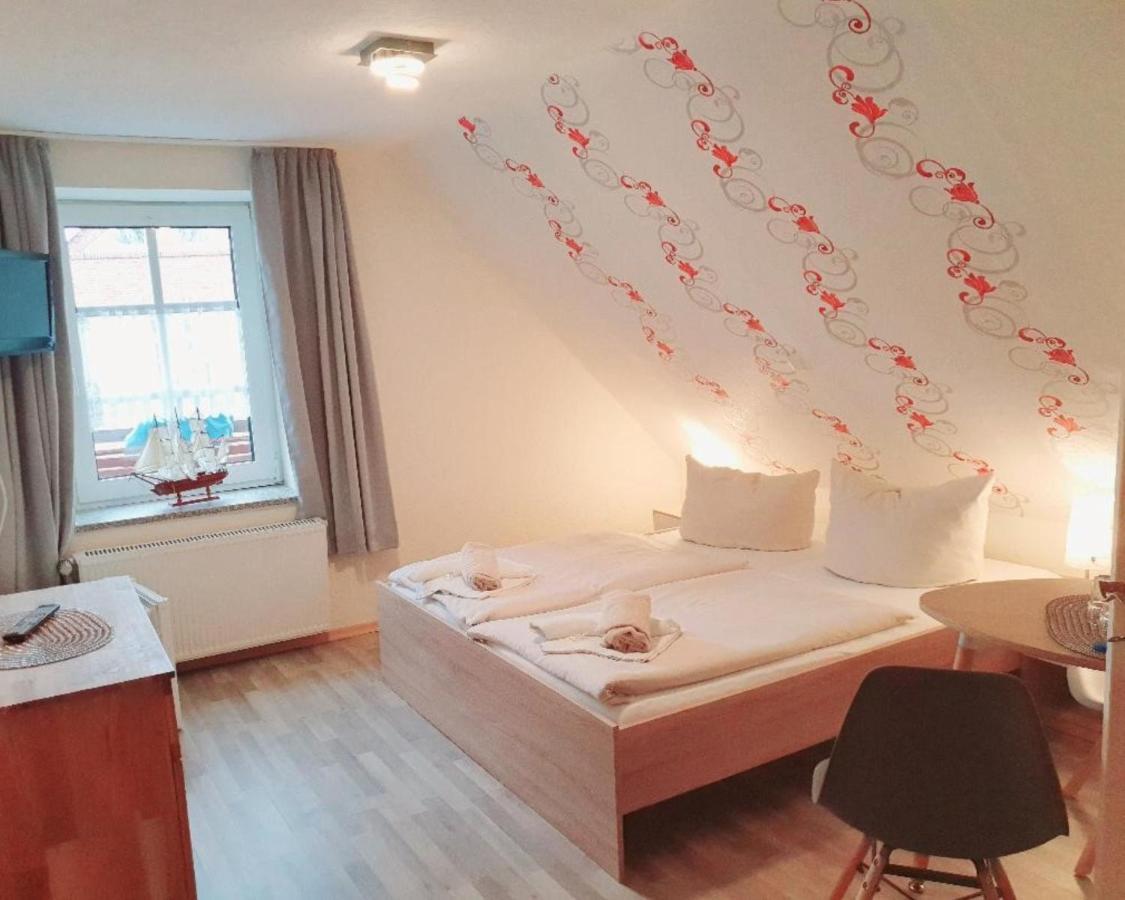 Hotel Up Diek Carolinensiel Extérieur photo
