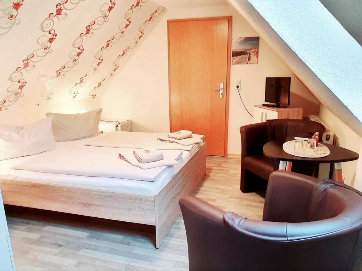 Hotel Up Diek Carolinensiel Extérieur photo